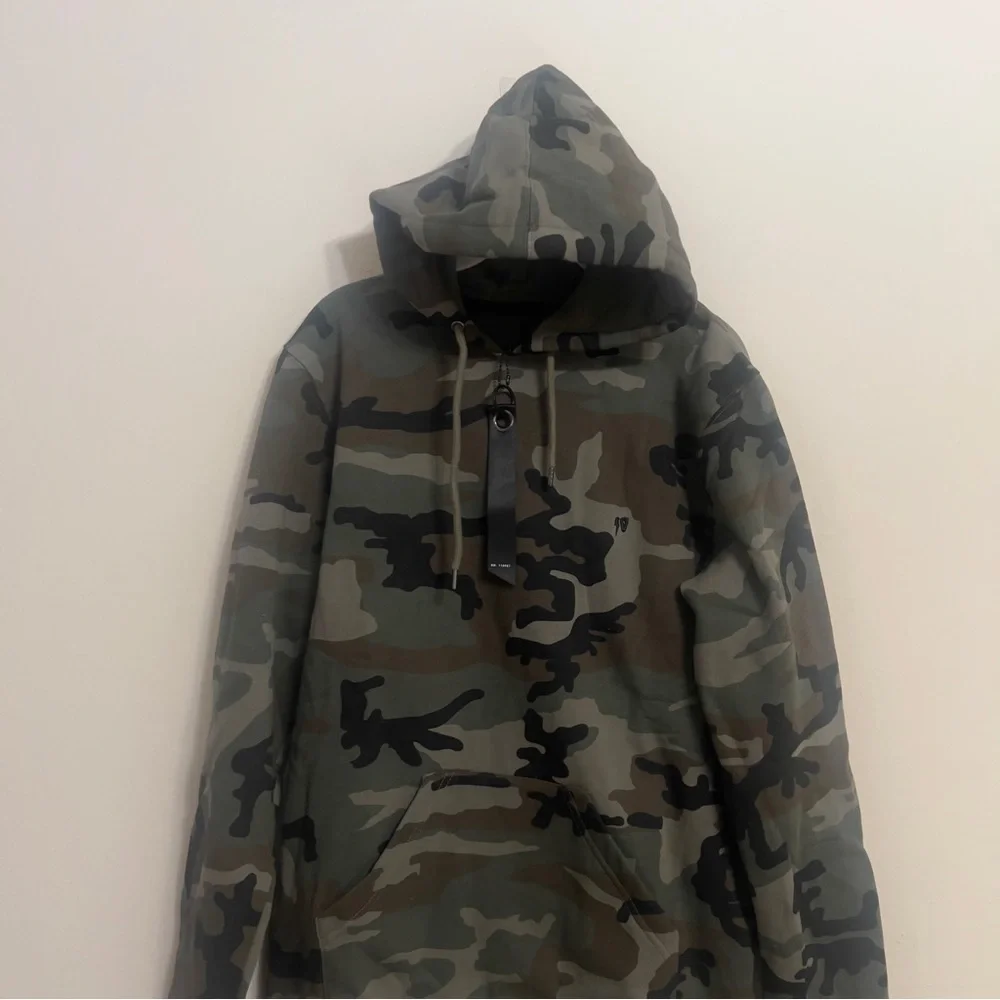 10.Deep Military Camo Patchwork Fleece Hoodie Size M NWT